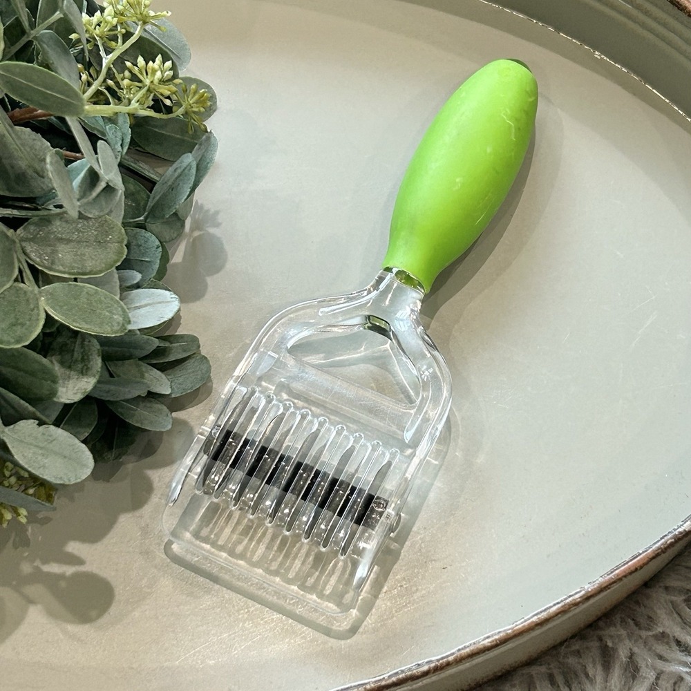 Profreshionals by Goodcook Herb Mincer Pasta Slicer 5 Sharp Blades